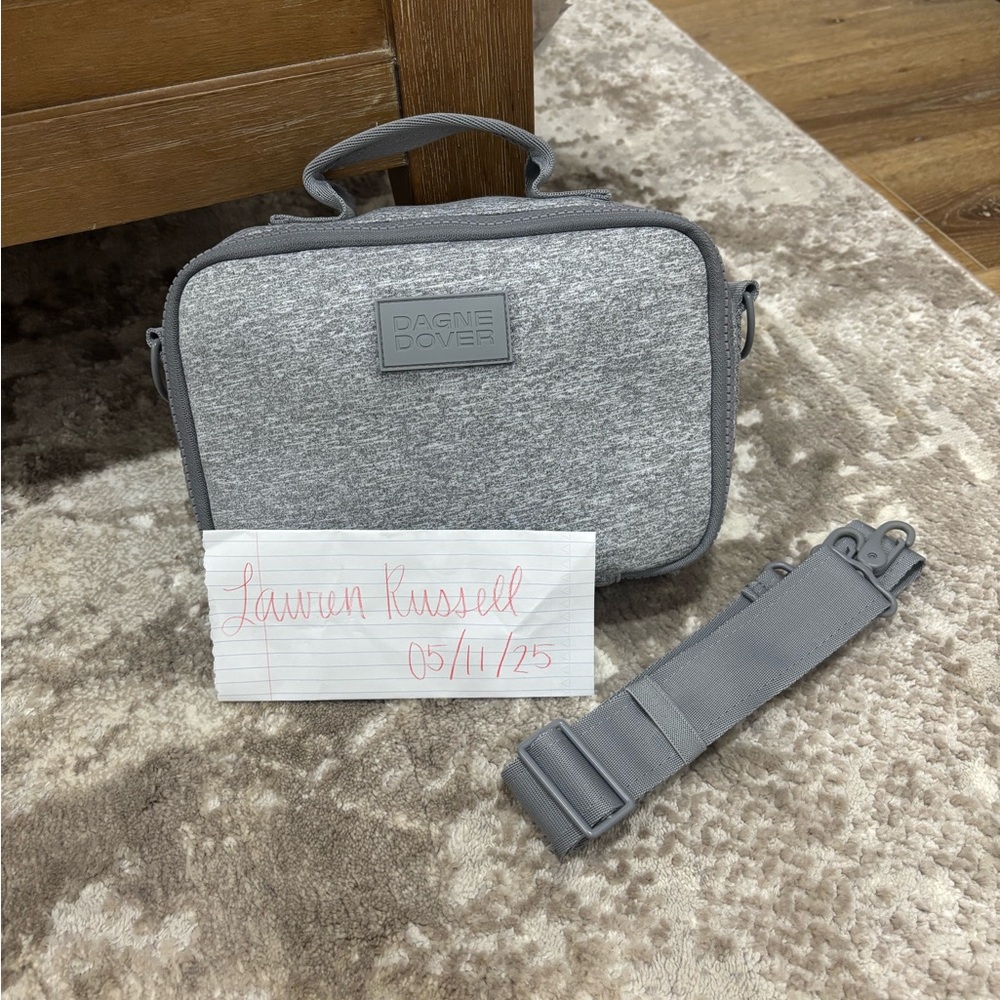 Dagne Dover Heather Gray Axel Lunchbox